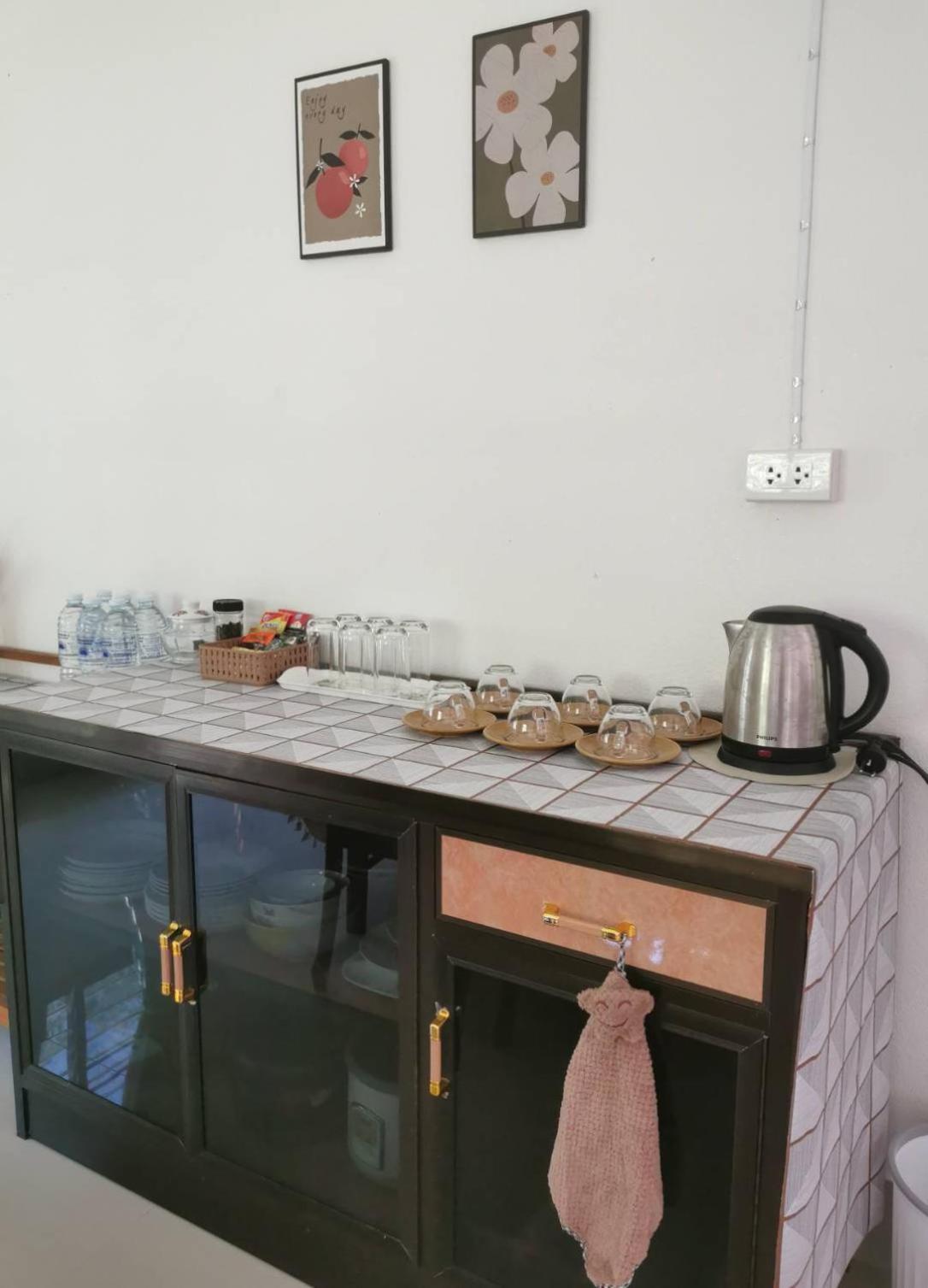 Betong House In The Garden Villa Bagian luar foto